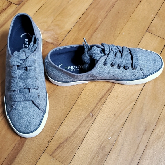 Sperry Shoes - Sperry Wool Blend Sneakers with Chunky Laces RARE